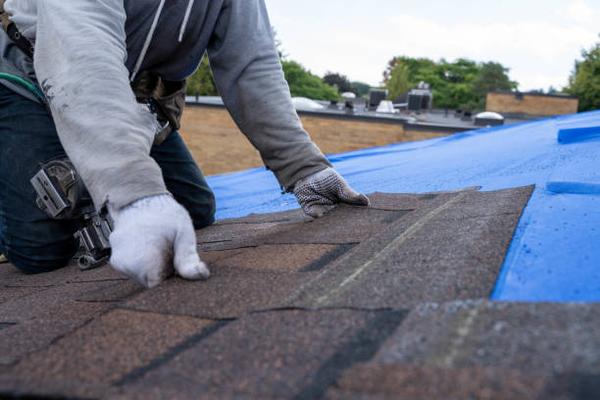 How Weather Affects Roofing Contractors' Schedules